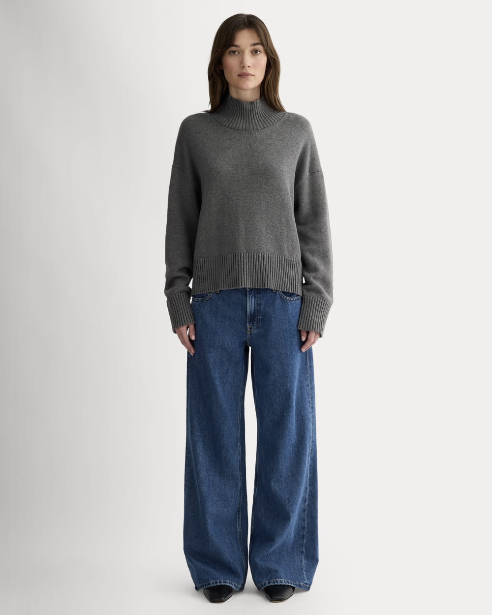 The Boxy Turtleneck in Everyday Cotton | Heathered Charcoal - Image 3