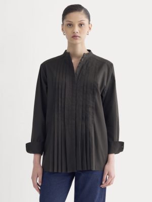 The Pleated Shirt in Silky Cotton | Black