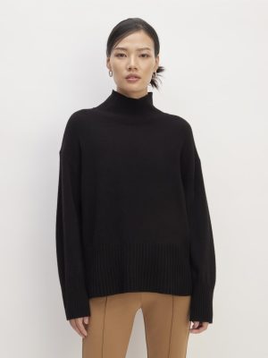 The Cashmere Oversized Turtleneck | Black