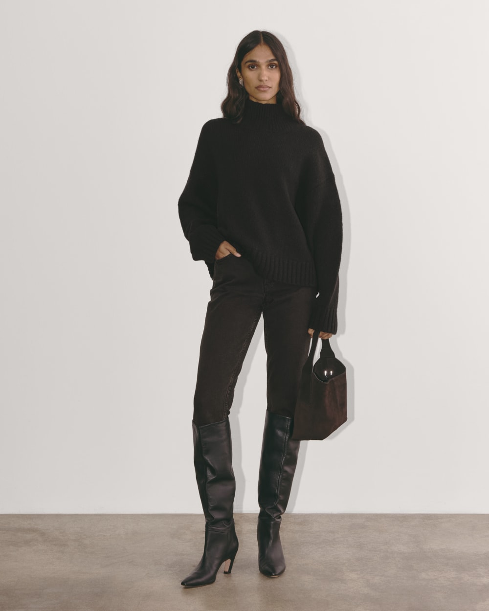 The Cloud Oversized Turtleneck | Black - Image 4