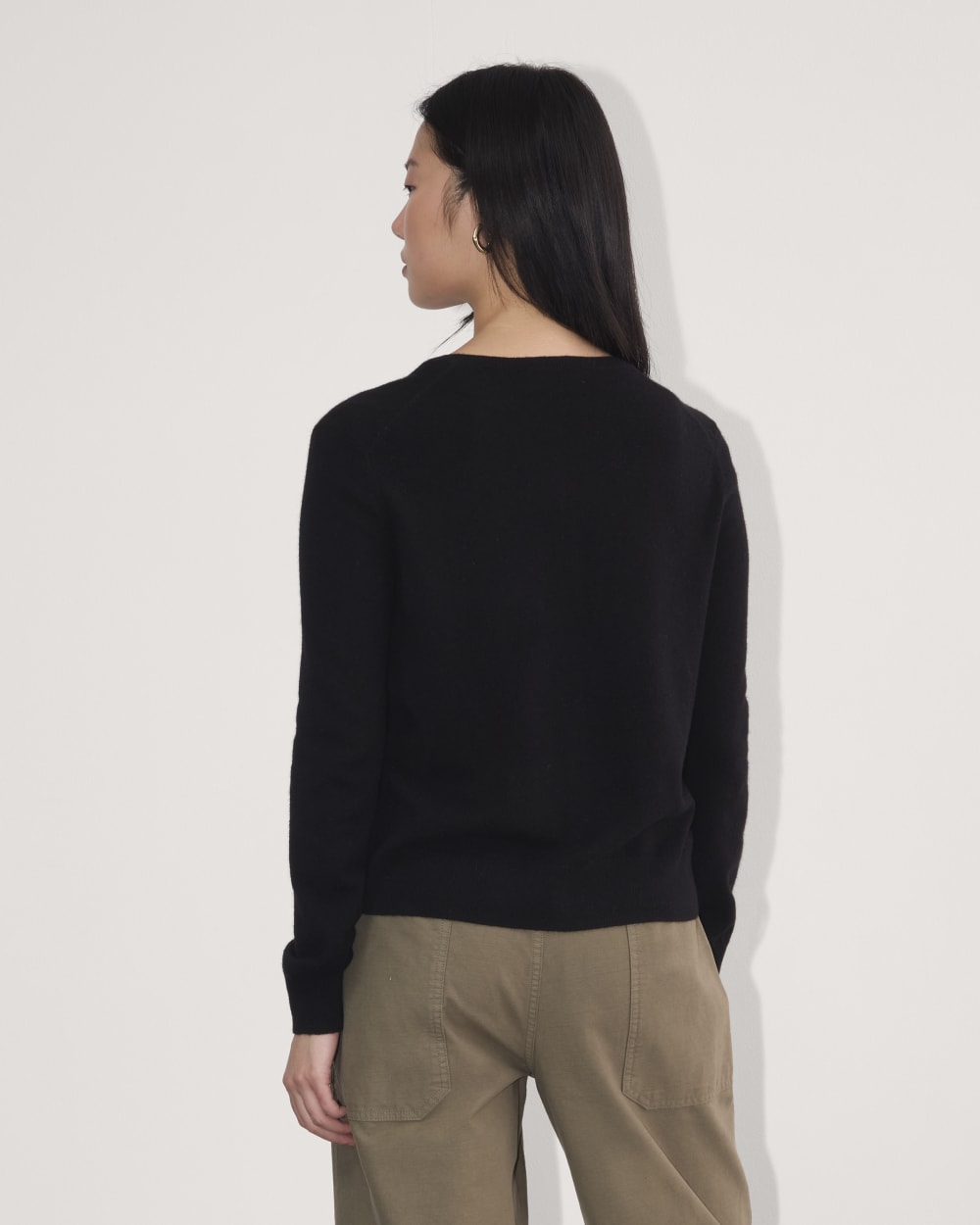 The Classic Cardigan in Cashmere | Black - Image 5