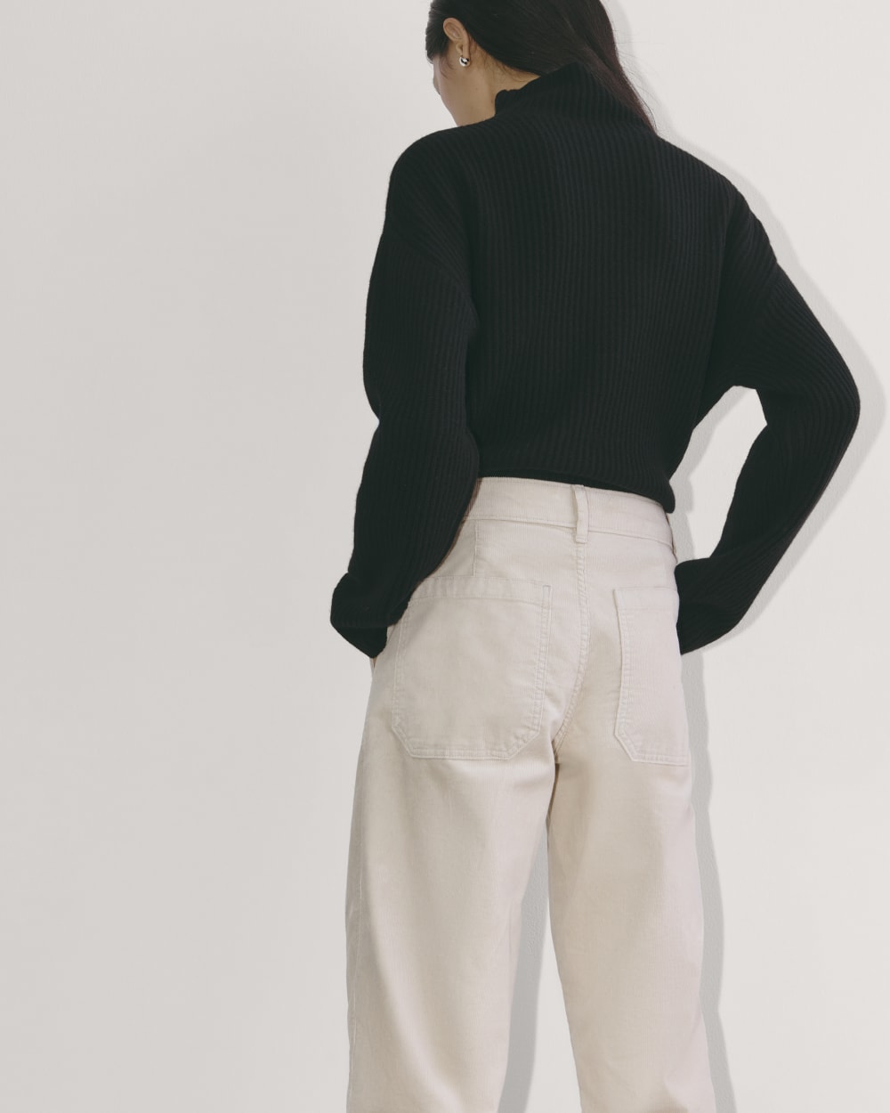 The Utility Barrel in Corduroy | Sandstone - Image 4