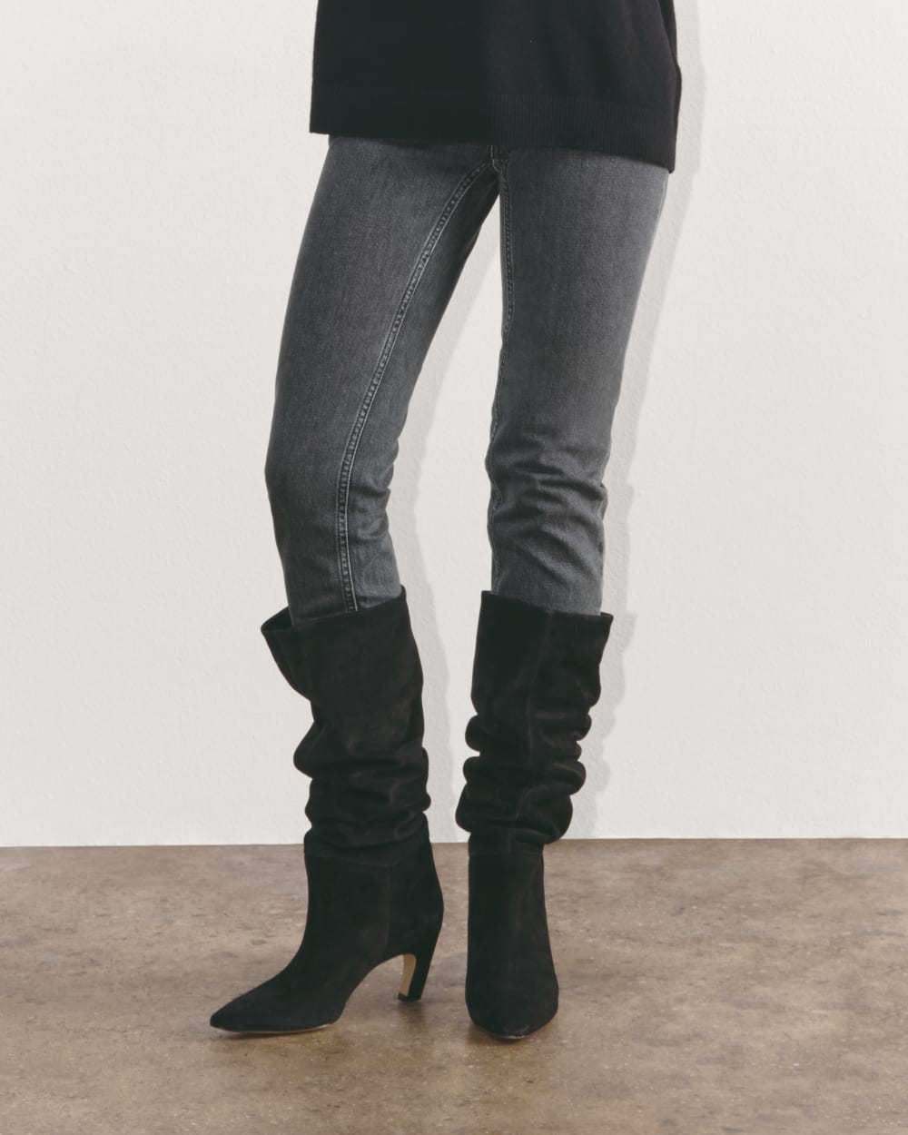 The Original Cheeky® Jean | Washed Charcoal | 28.5 Inseam - Image 4