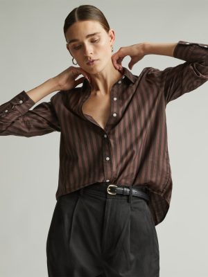 The Must-Have Shirt in Silky Cotton | Chocolate Brown / Black