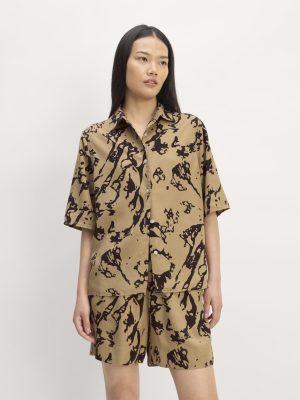 The Short-Sleeve Shirt in Butterlite | Black / Cornstalk Abstract