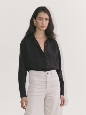 The Must-Have Shirt in Butterlite | Black