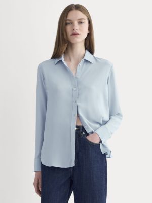 The Must-Have Shirt in Washable Silk | Soft Blue