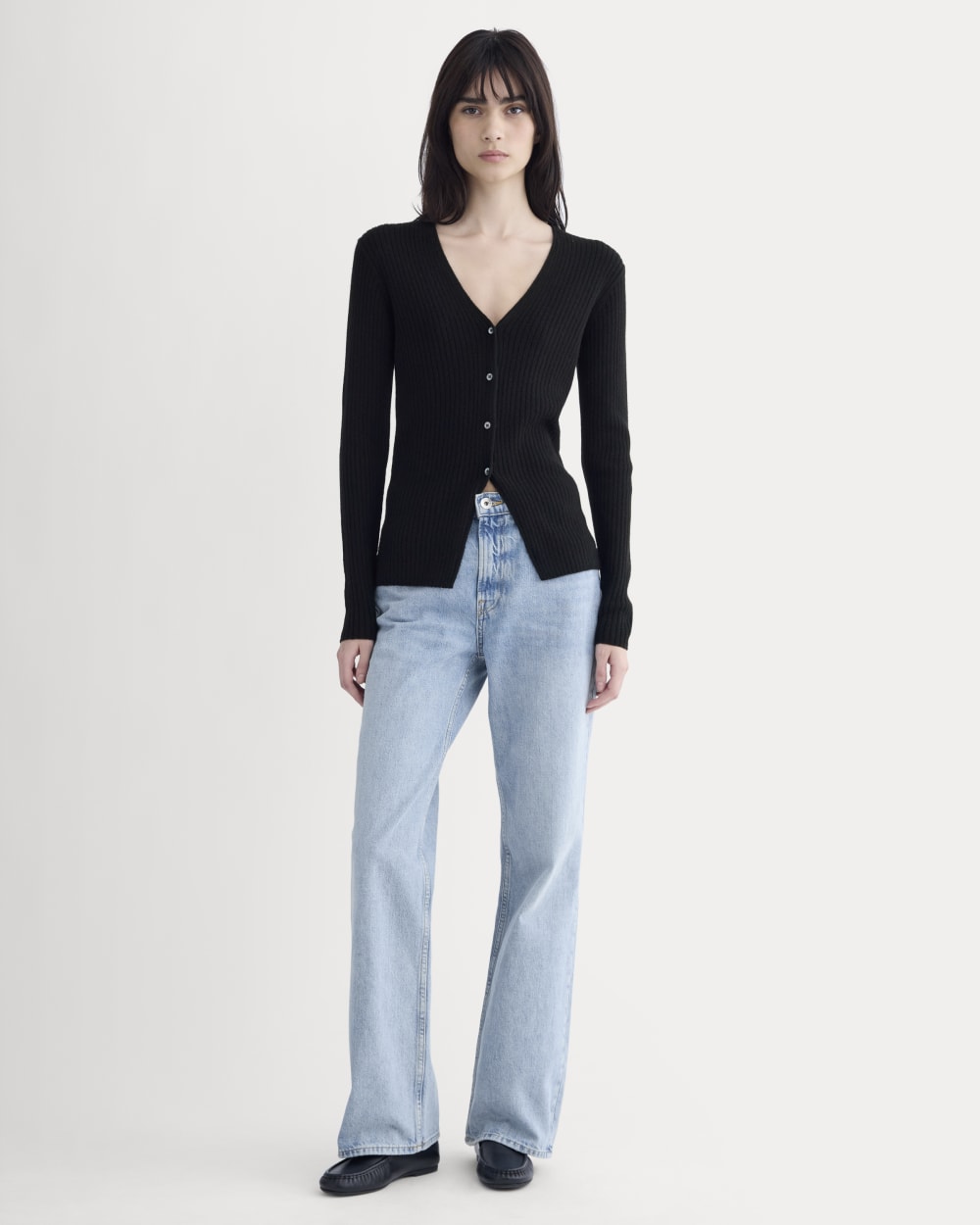 Cashmere Ribbed V-Neck Cardigan | Black - Image 3