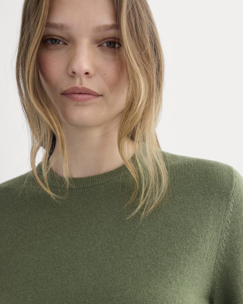 Cashmere Slim Crew Sweater | Forest Green - Image 4