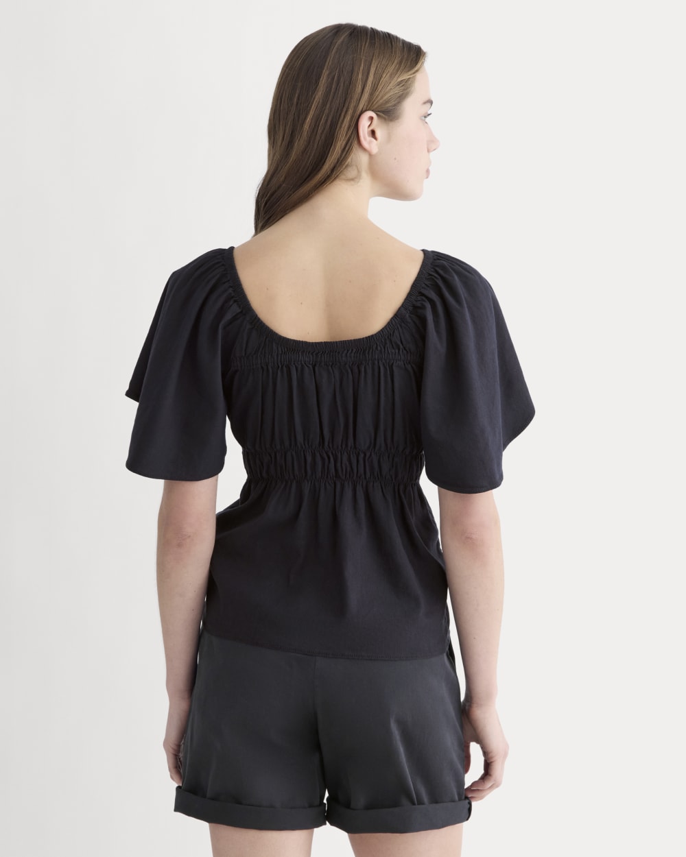 The Flutter-Sleeve Top in Stretch Linen | Black - Image 5
