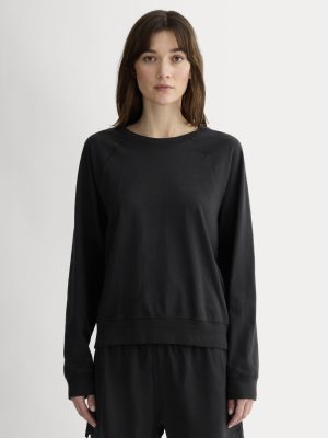 The Off-Duty Long-Sleeve Tee | Black