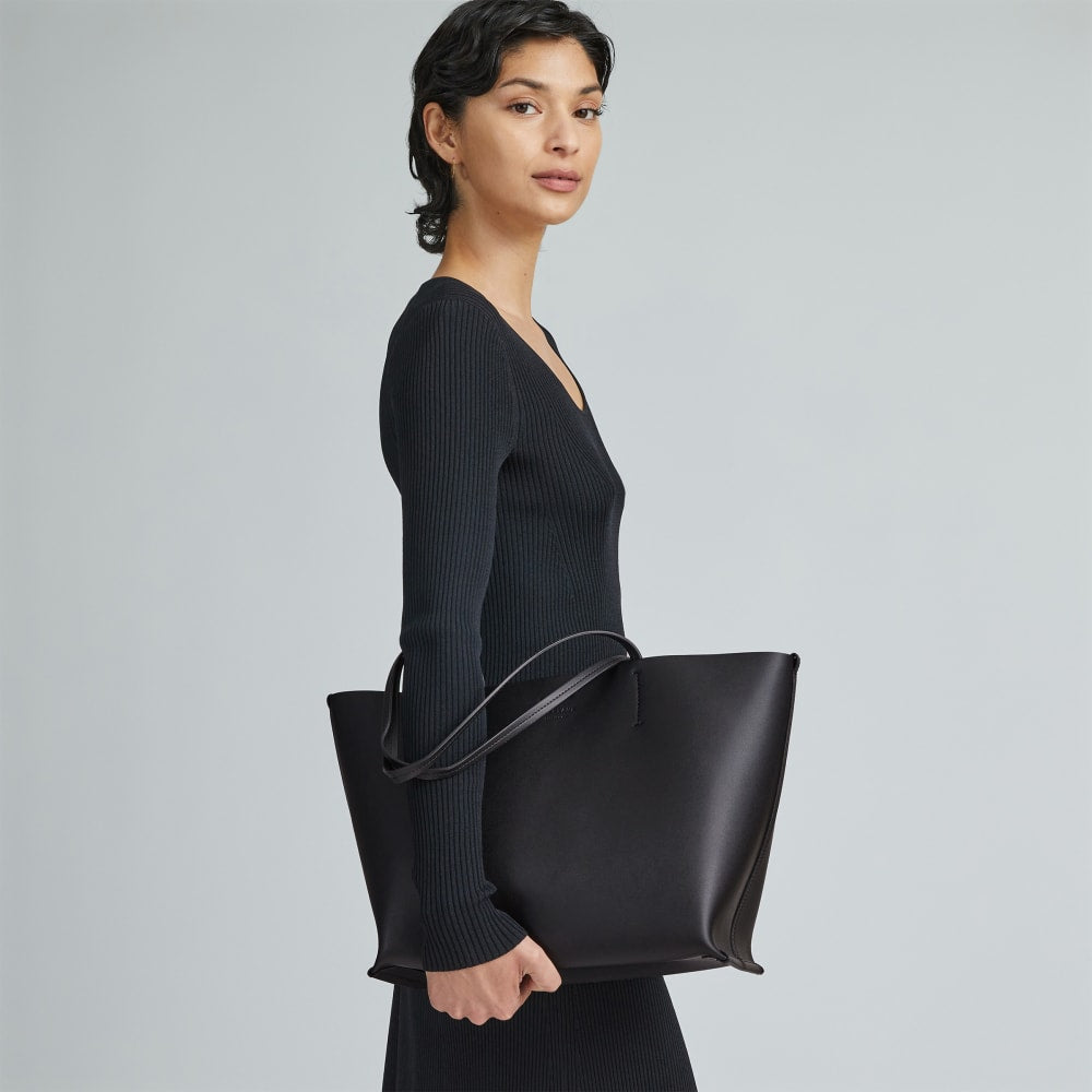 The Luxe Medium Italian Leather Tote | Black - Image 3