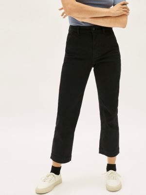 The Straight-Leg Crop | Black | Regular