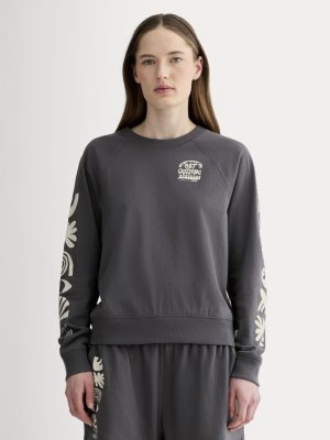 The Everlane x Parks Project Off-Duty Long-Sleeve Tee | Forged Iron / Natural