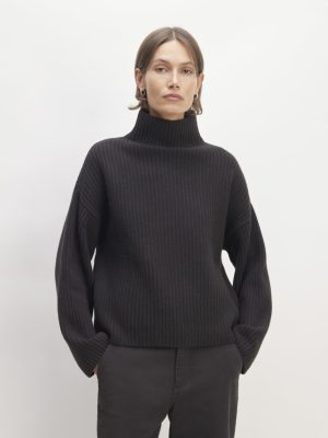 The Felted Merino Funnel-Neck Pullover | Black