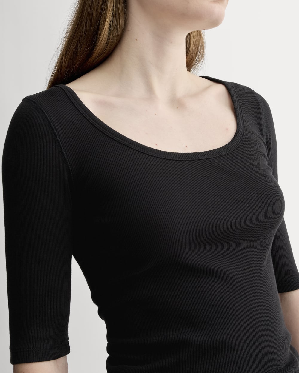 The Luxe Rib Scoop-Neck Tee | Black - Image 5