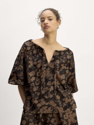 The Supima? Puff-Sleeve Top | Black / Cocoa Floral