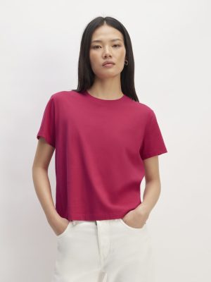 The Box-Cut Tee in Essential Cotton | Red Currant | No Pocket