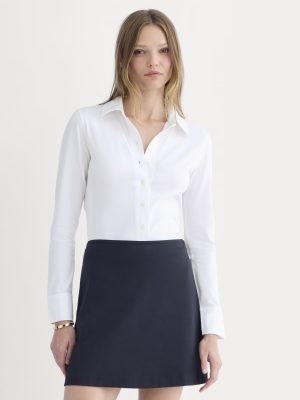 Button-Up Shirt in Essential Cotton | White