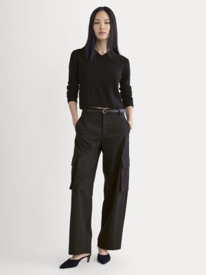 Wide-Leg Cargo Trouser in Buttersmooth | Black