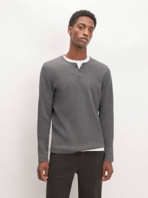 The Waffle Long-Sleeve Henley | Heathered Charcoal