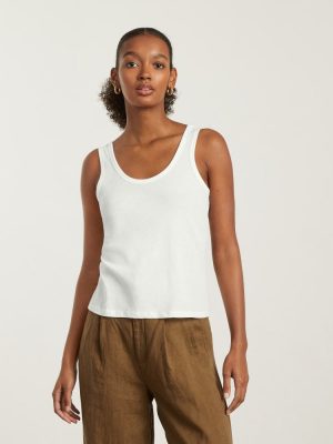 The Air Tank | White