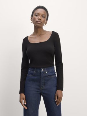 The Square Neck in Cashmere | Black