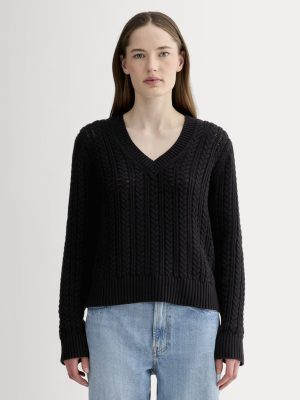 The Mesh Cable V-Neck in Everyday Cotton | Black