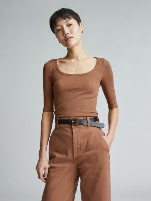 The Luxe Micro-Rib Scoop-Neck Tee | Carob Brown