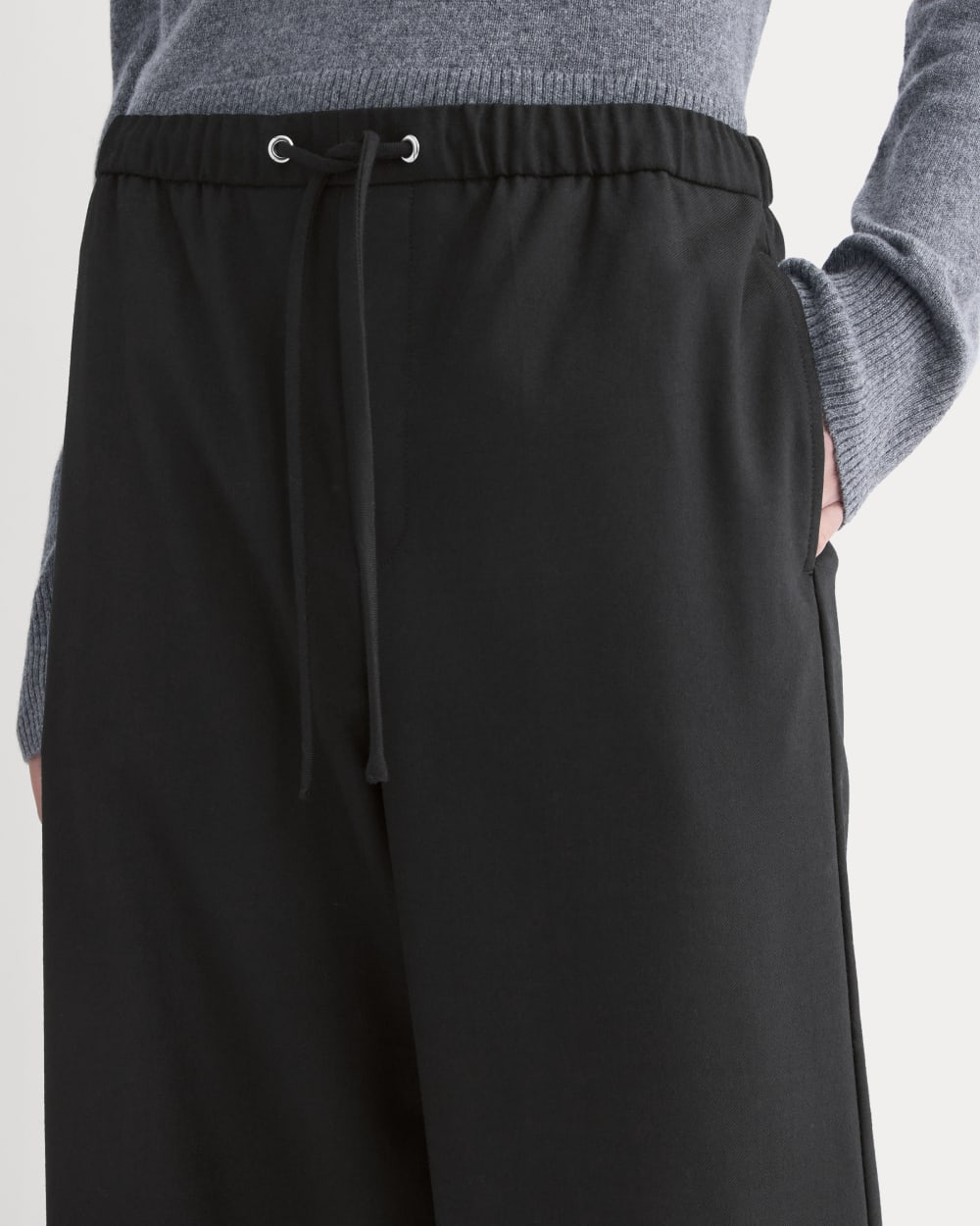 The Pull-On Trouser in Tailor Twill | Black - Image 4