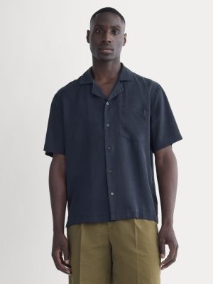 The Resort Shirt in Butterlite | Navy