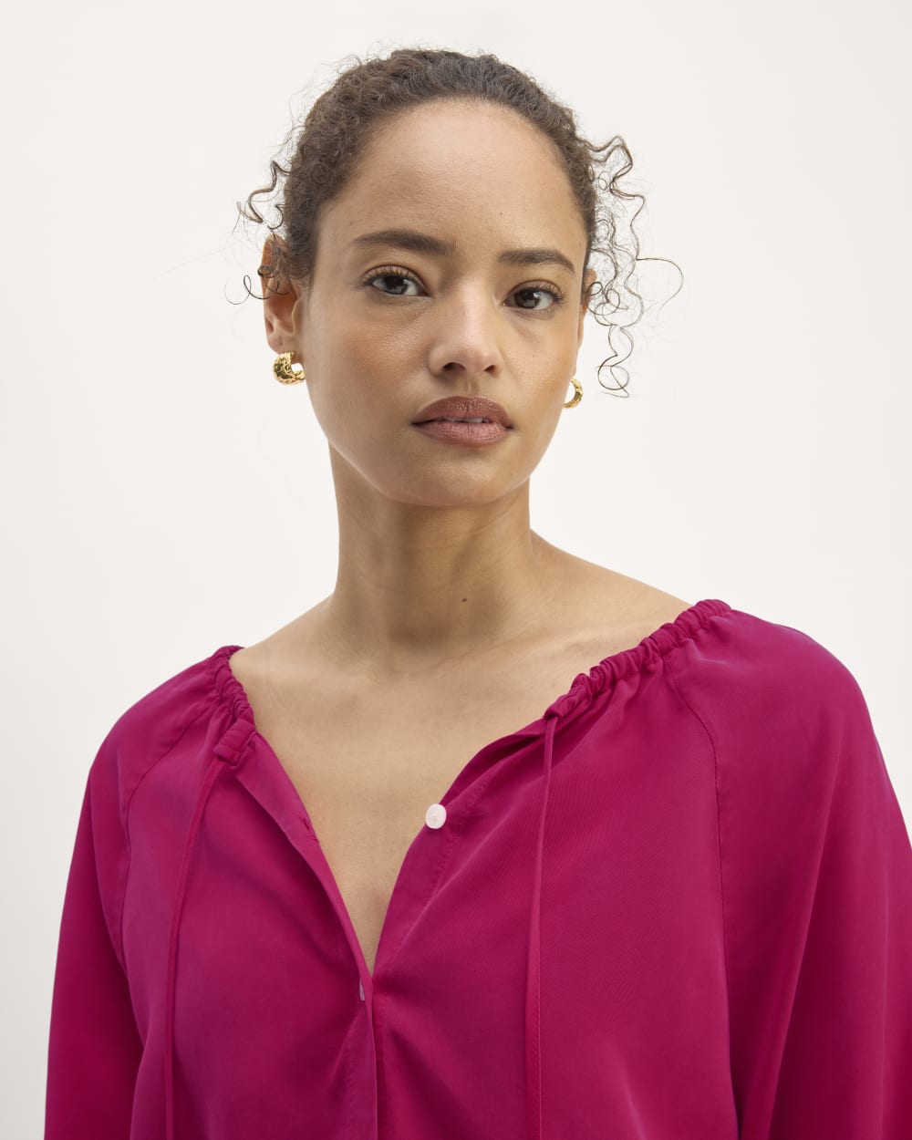 The Gathered Shirt in Butterlite | Red Currant - Image 4