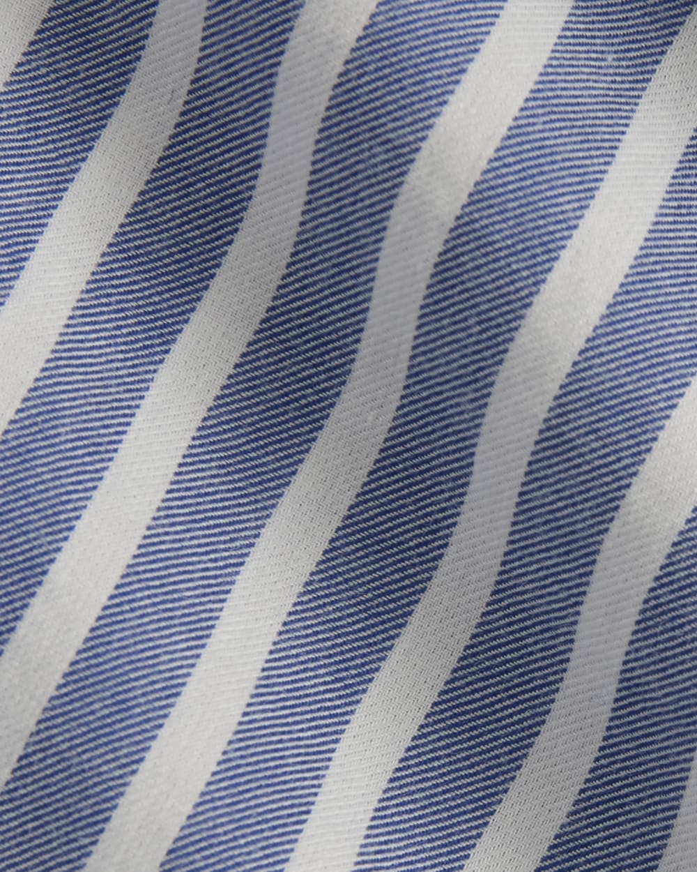 The Way-Short Shirt in Silky Cotton | Bone / Mazarine Blue - Image 6