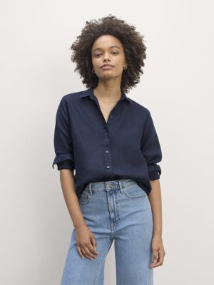 The Must-Have Shirt in Linen | Navy