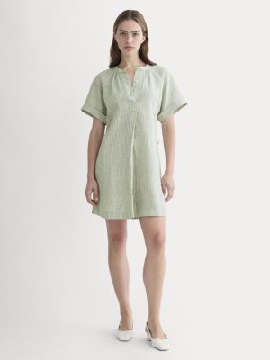 The Popover Dress in Linen | Oil Green / White