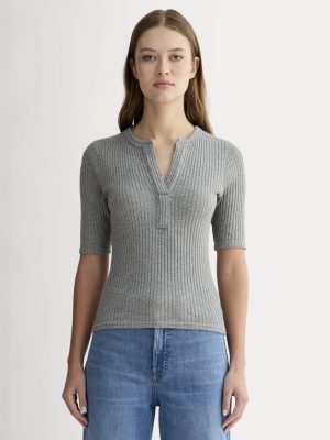 The Rib-Knit Short-Sleeve Henley | Mid Heather Grey