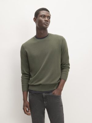 The No-Sweat Sweater | Uniform | Kambaba