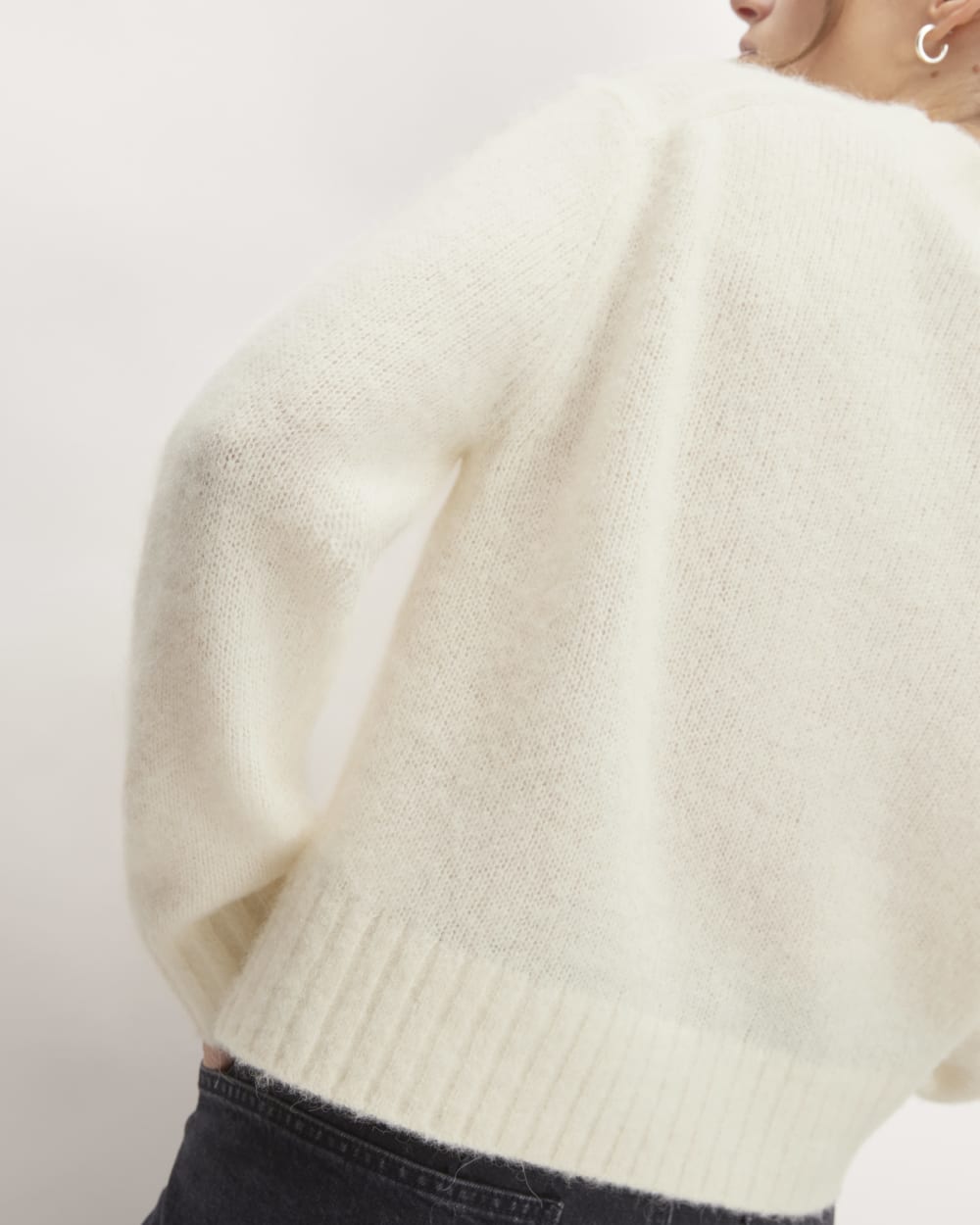 The Alpaca Cropped Crewneck Sweater | Snow - Image 5