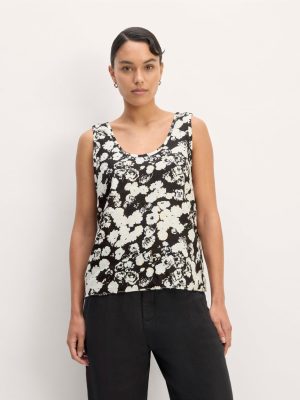 The Scoop Tank in Linen | Black / Bone Floral