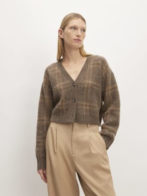 The Alpaca V-Neck Cropped Cardigan | Cocoa / Tiger's Eye