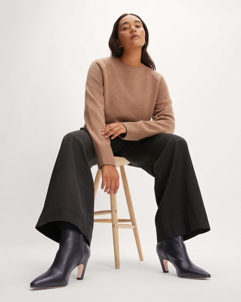 The Short Banana Boot | Black - Image 3