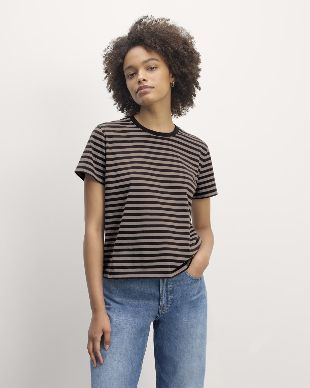 The Box-Cut Tee in Essential Cotton | Artist Clay / Black | No Pocket