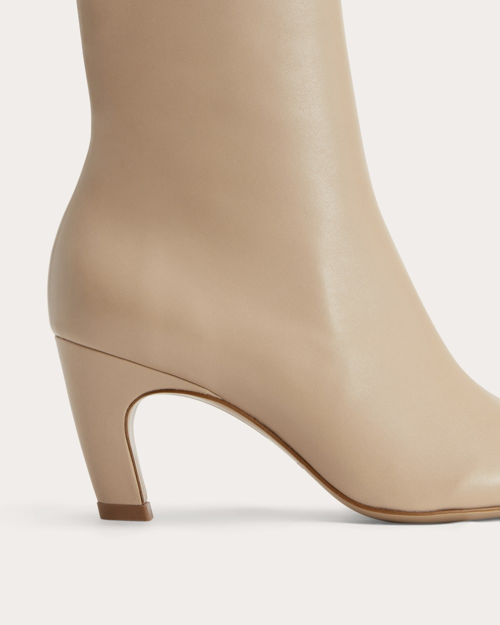 The Short Banana Boot | Sandy Taupe - Image 6