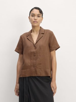 The Notch Shirt in Linen | Carob Brown