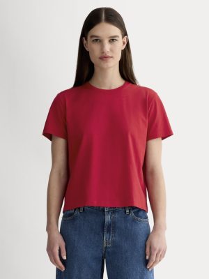 The Box-Cut Tee in Essential Cotton | Berry Red | No Pocket