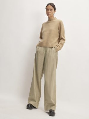 The Draper Pleated Pant in Buttersmooth | Cornstalk / Black | 30 Inseam