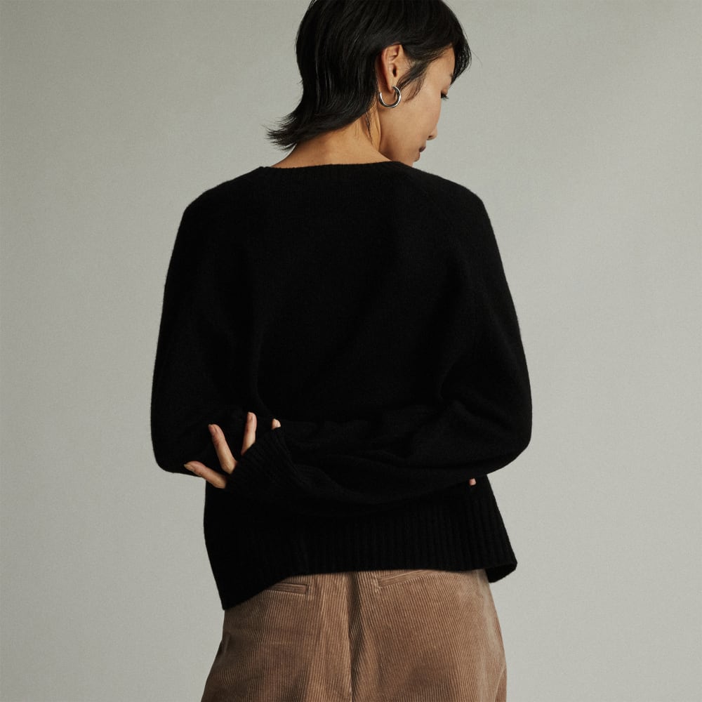 The Cashmere Boxy Crew | Black - Image 3