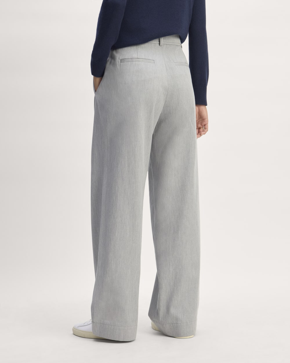 The Draper Pleated Pant in Buttersmooth | Heather Steel | 30 Inseam - Image 6