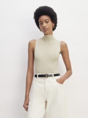 The Viscose Mock Neck Top | Beige