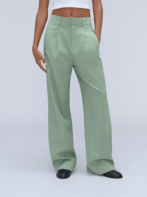 The Draper Pleated Pant in Buttersmooth | Lily Pad | 32 Inseam